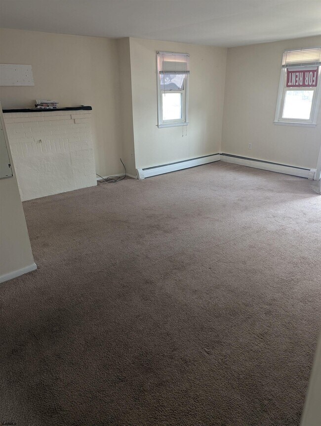 40 Delaware Ave Unit Front