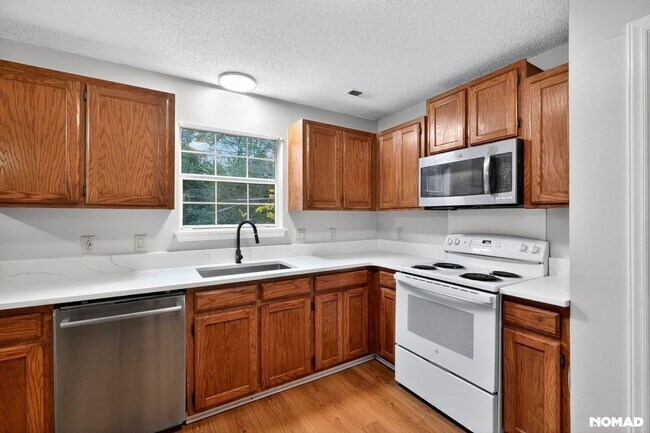 Photo - 9915 Lottie Ln