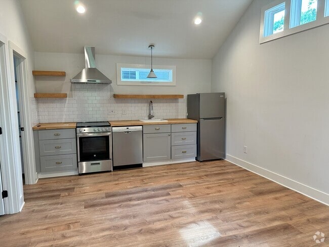 Building Photo - 3212 Alabama Ave Unit C Rental