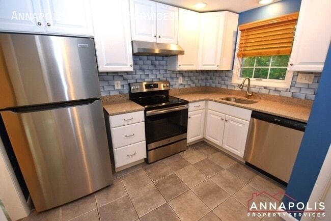 Photo - 1303 Old Pine Ct