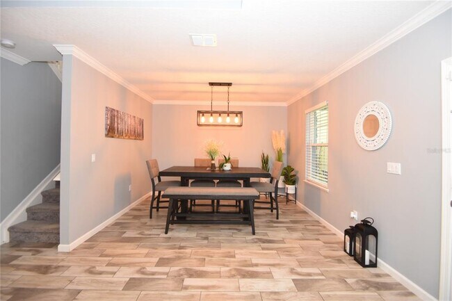 Photo - 124 Oakleaf Way