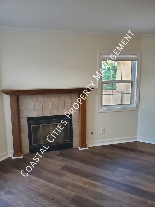 10020 1/2 Base Line Rd-1