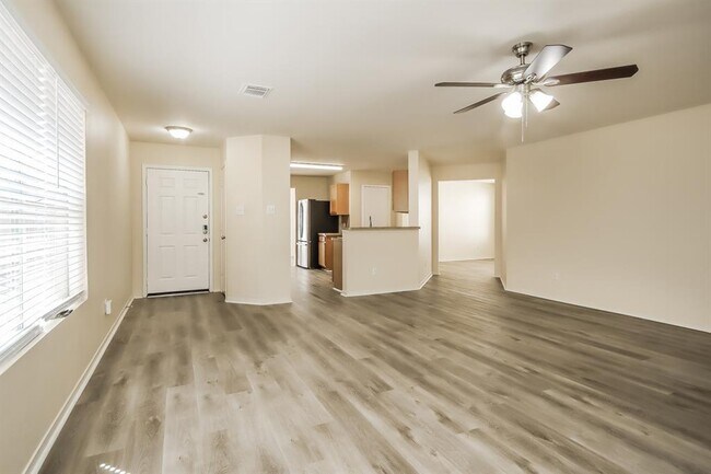 Photo - 16114 Pin Oak Ridge St