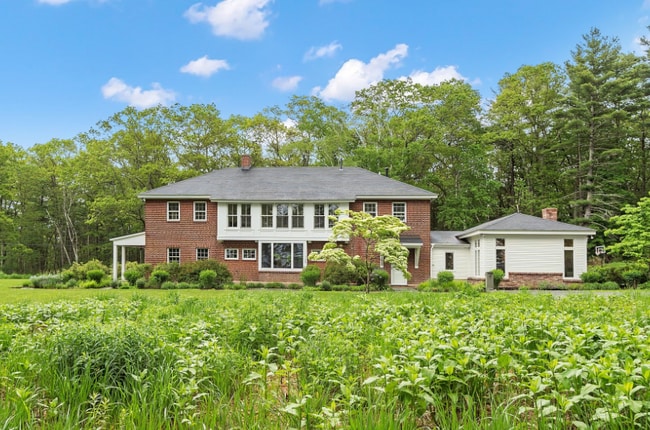 Photo - 229 Fairhaven Hill Rd House