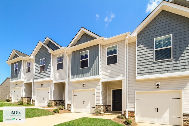 Photo - 6 Oak Rose Dr
