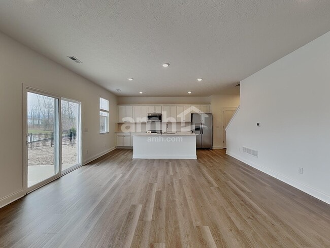 Photo - 230 Deanscroft Dr