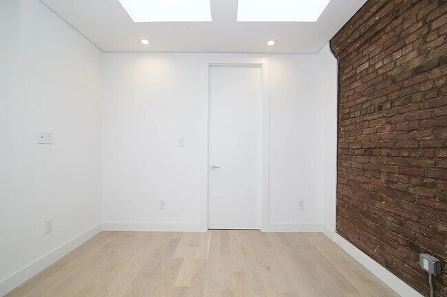 Photo - 26 Prince St Unit 14