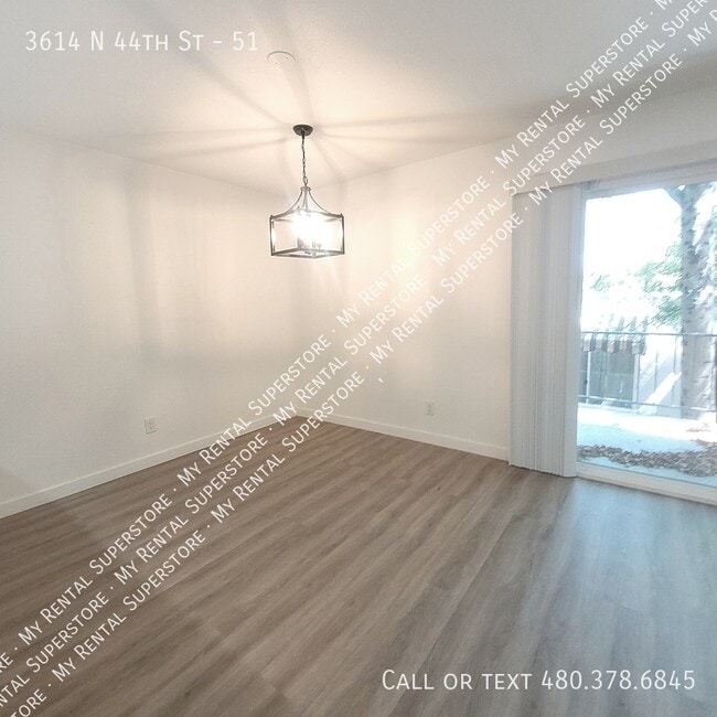 Photo - 3614 N 44th St