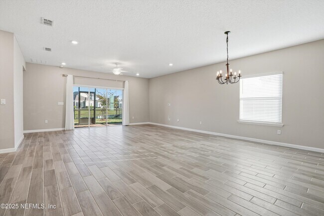 Photo - 1762 Amberly Dr