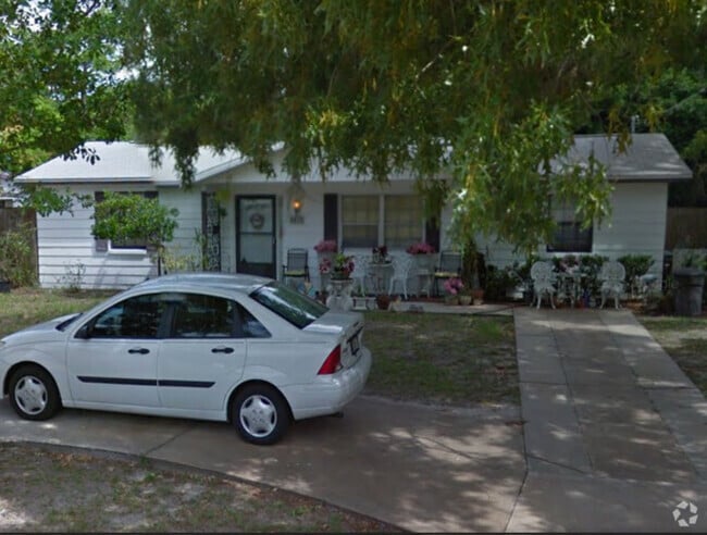 Building Photo - 4415 Beacon Square Drive Rental