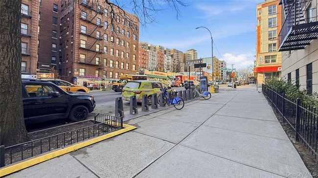 Photo - 4489 Broadway Unit 2D