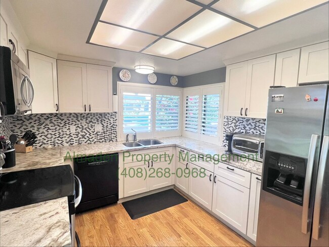 Photo - Remodeled Sunrise Community Single Story Condo! Pets Negotiable! Great Schools & Central A/C!!