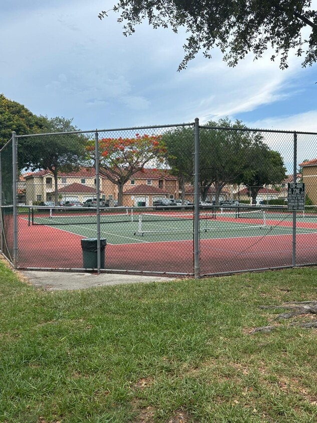Photo - 13861 SW 102nd Ter (Miami, FL)