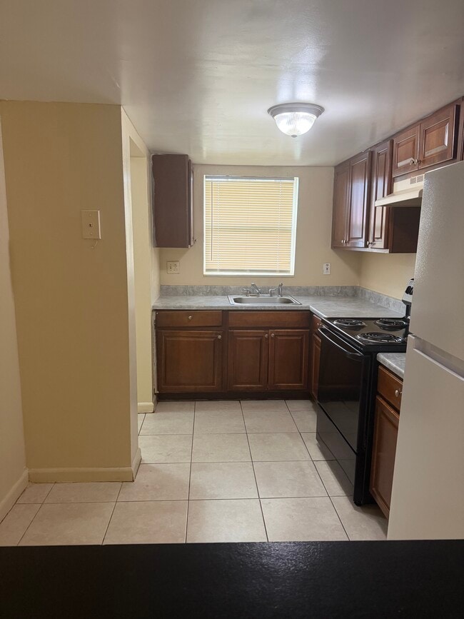 Photo - 2220 NW 58th Ter Unidad # 4