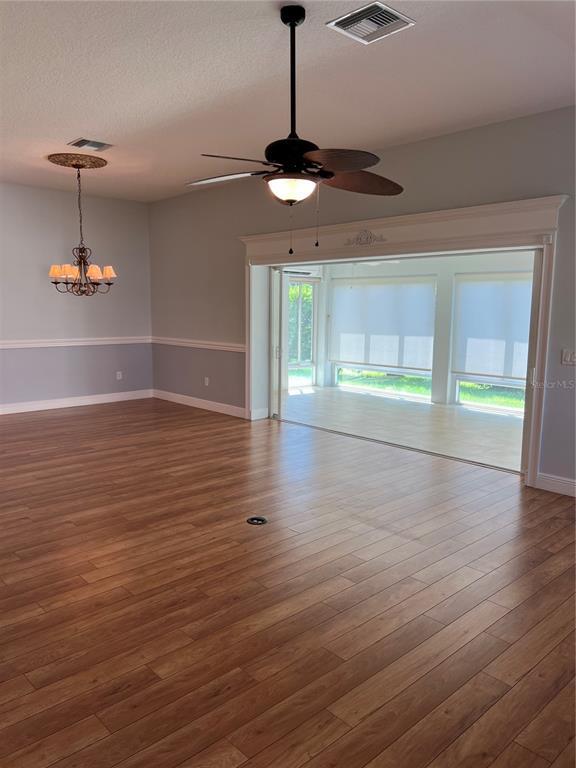 Photo - 591 Allenwood Loop