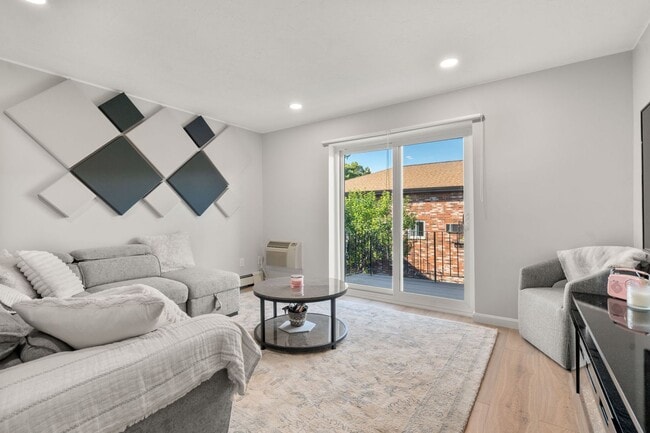 Photo - Renovated - Parking - Laundry - Pool Unit 6