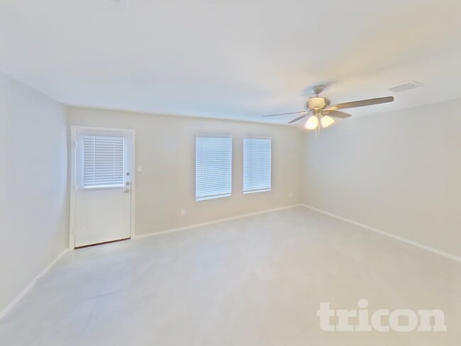 Photo - 1712 Clairborne Ct