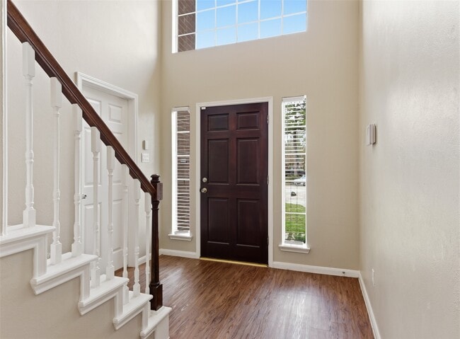 Photo - 3327 Shady Glen Ln