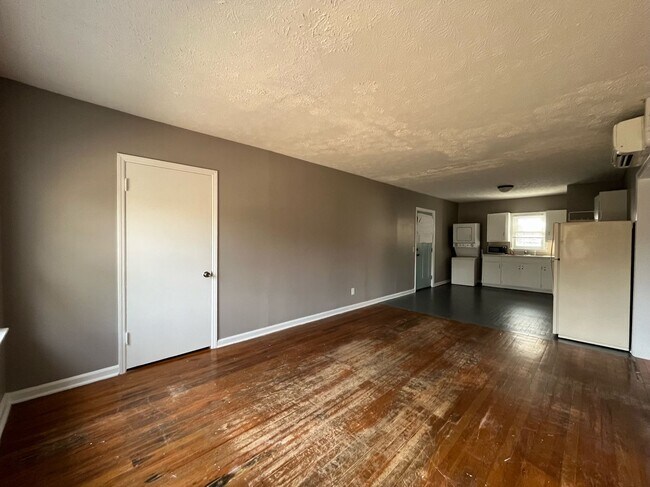 Photo - Twelfth Avenue 3313 Unit 4