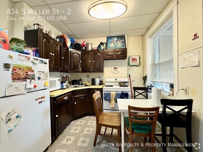 Building Photo - 834 S Miller St Unit 2 Rental