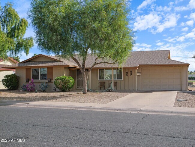 Photo - 11025 N Madison Dr House