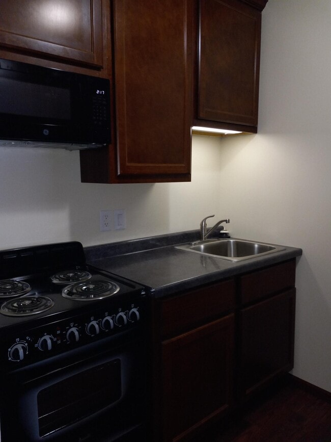 Kitchen Right side Deluxe