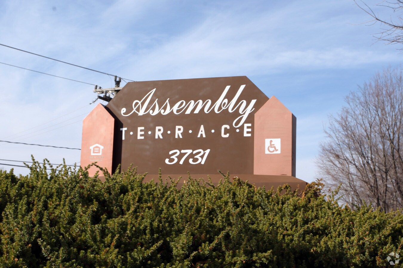 Photo - Assembly Terrace