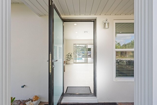 Photo - 2624 SE 9th St