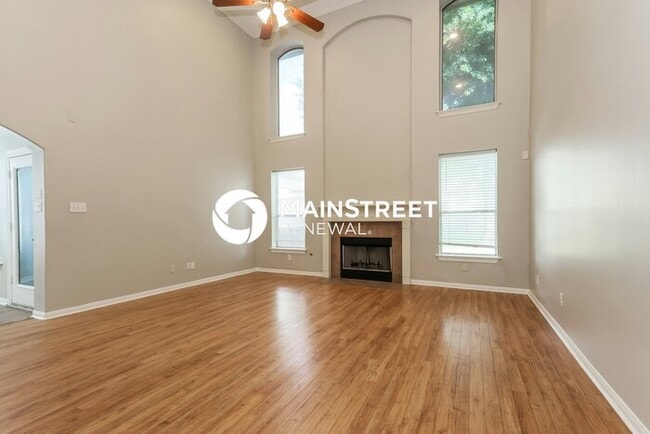 Photo - 4 Bedroom Pet-Friendly Home in Humble, TX with Main Street Renewal