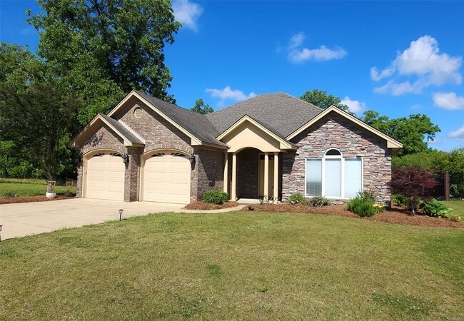 Building Photo - 5906 Amberwood Dr Rental
