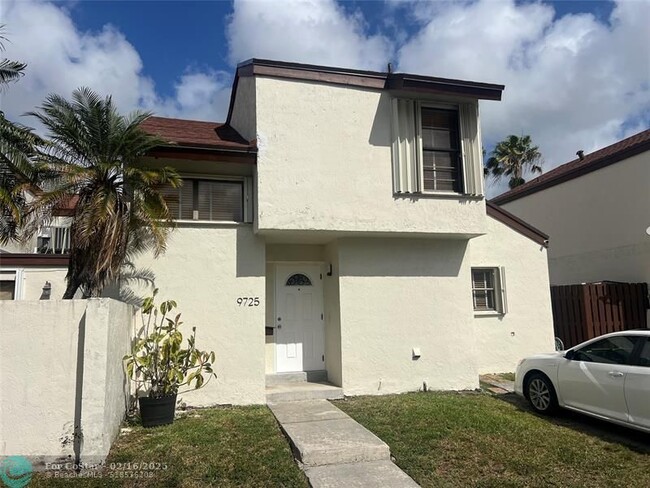 Photo - 9725 NW 5th Terrace Townhome