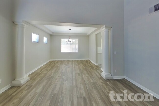 Photo - 9024 Picket Fence Ave
