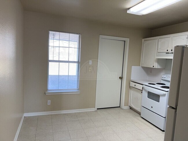 Photo - 1805 Windward Dr Unit 1805 Windward Dr   A