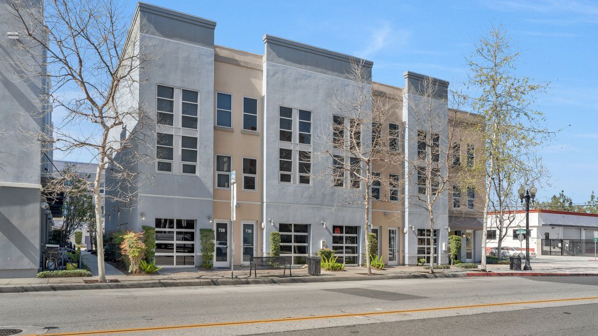Photo - 728 N Santiago St Condo