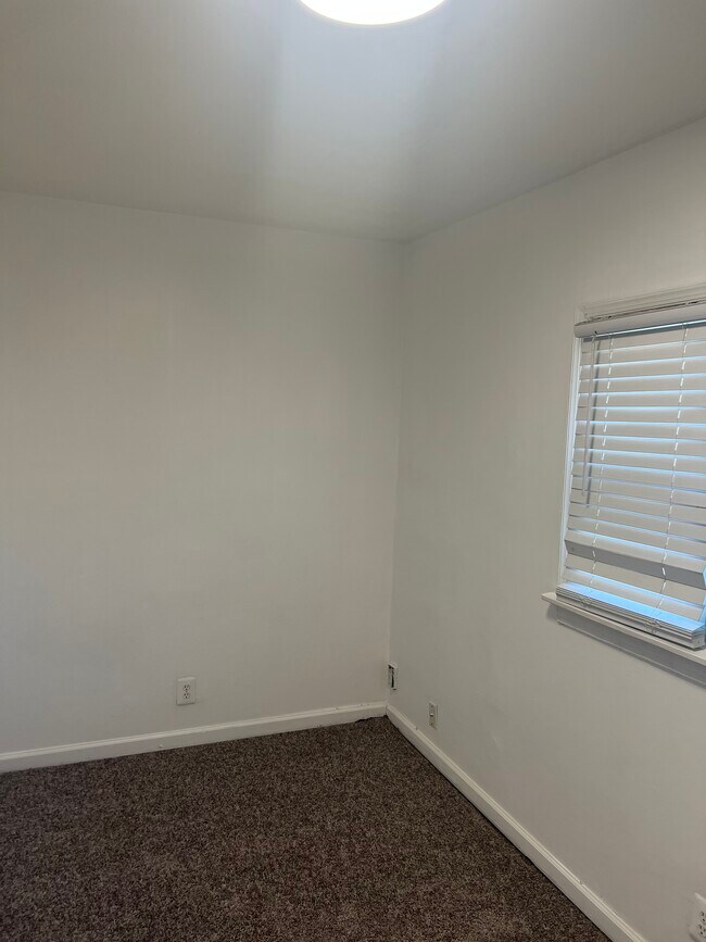 Photo - 1704 Capitol Ave NE Unit #1