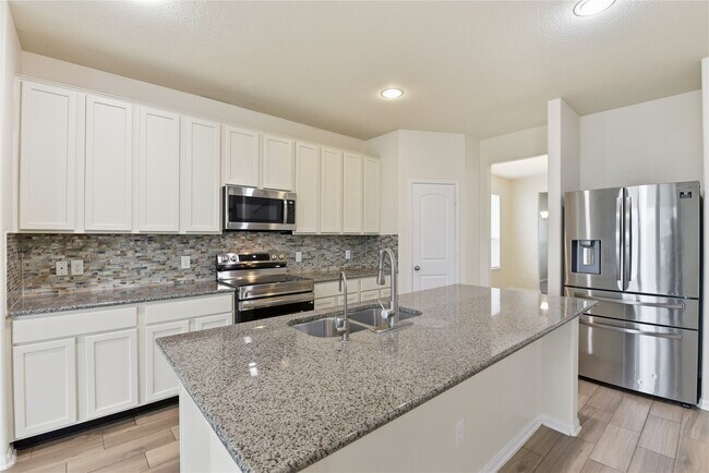 Photo - 5102 Brookshire Pass Dr