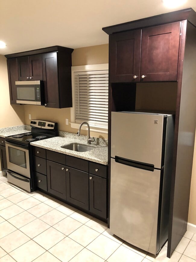 Building Photo - 1015 Tulane Ave Unit 1015 Tulane Ave, San Leandro