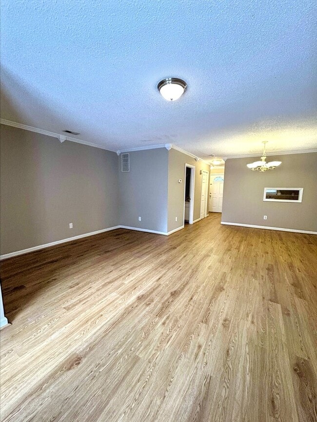 Photo - 1524 Township Cir