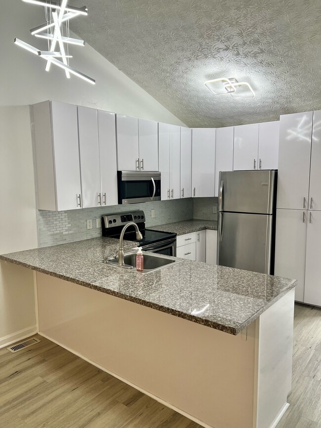 Gorgeous Kitchen - 610 Shadywood Ln
