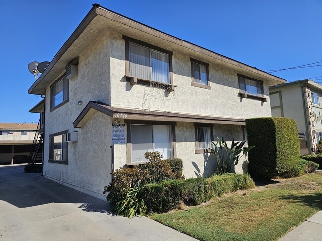 Building Photo - 10440 Western Ave Rental