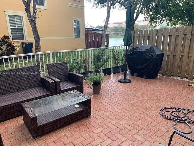 Photo - 7930 NW 108th Pl
