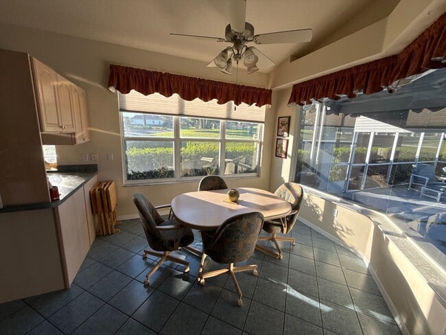 Photo - 30 W Doerr Path