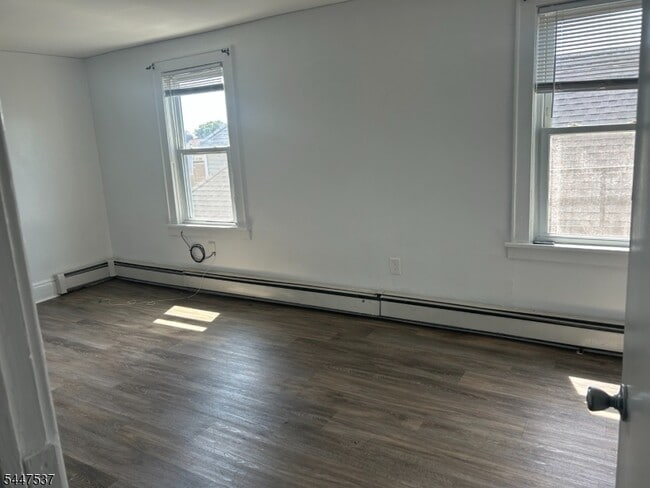 14 Bergen Ave