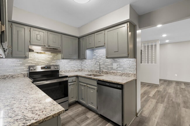 StoneGate Apartments