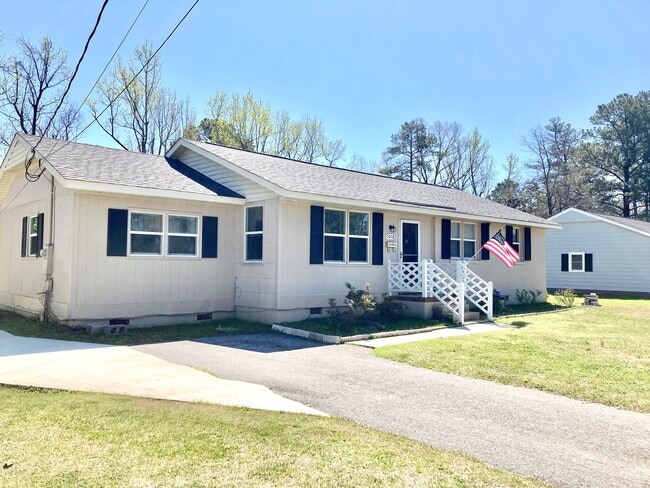 Photo - 3 Bedroom Home with a Bonus in Northwoods
