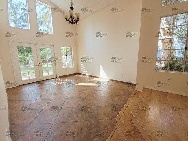 Photo - 3 Bedroom, 2.5 Bathroom in Rancho Del Oro!