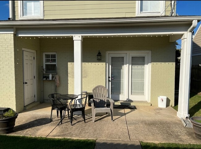 Photo - 3 bed 2.5 bath house on Anchorage Road!
