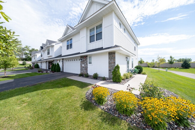 Building Photo - 2164 Heron Ct