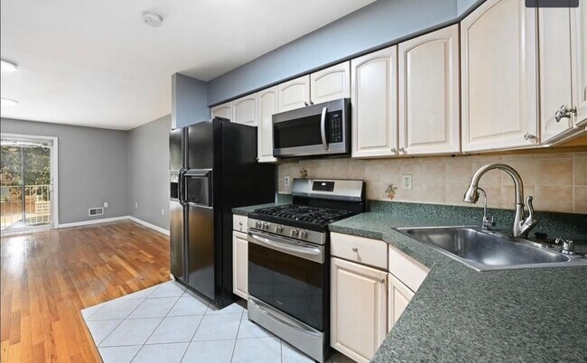 Photo - 216 Angelique St Apartamentos Unidad Floor 1