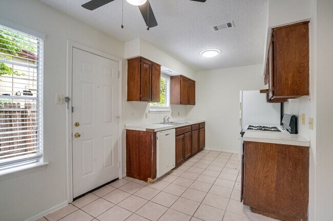 Photo - 10310 Little Pebble Dr